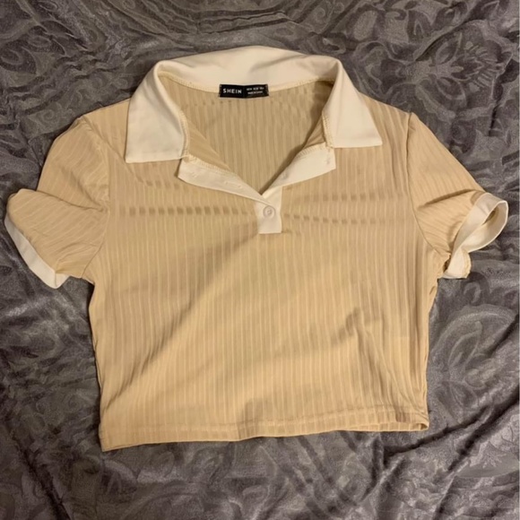 Clothes - Picture 4 of 11